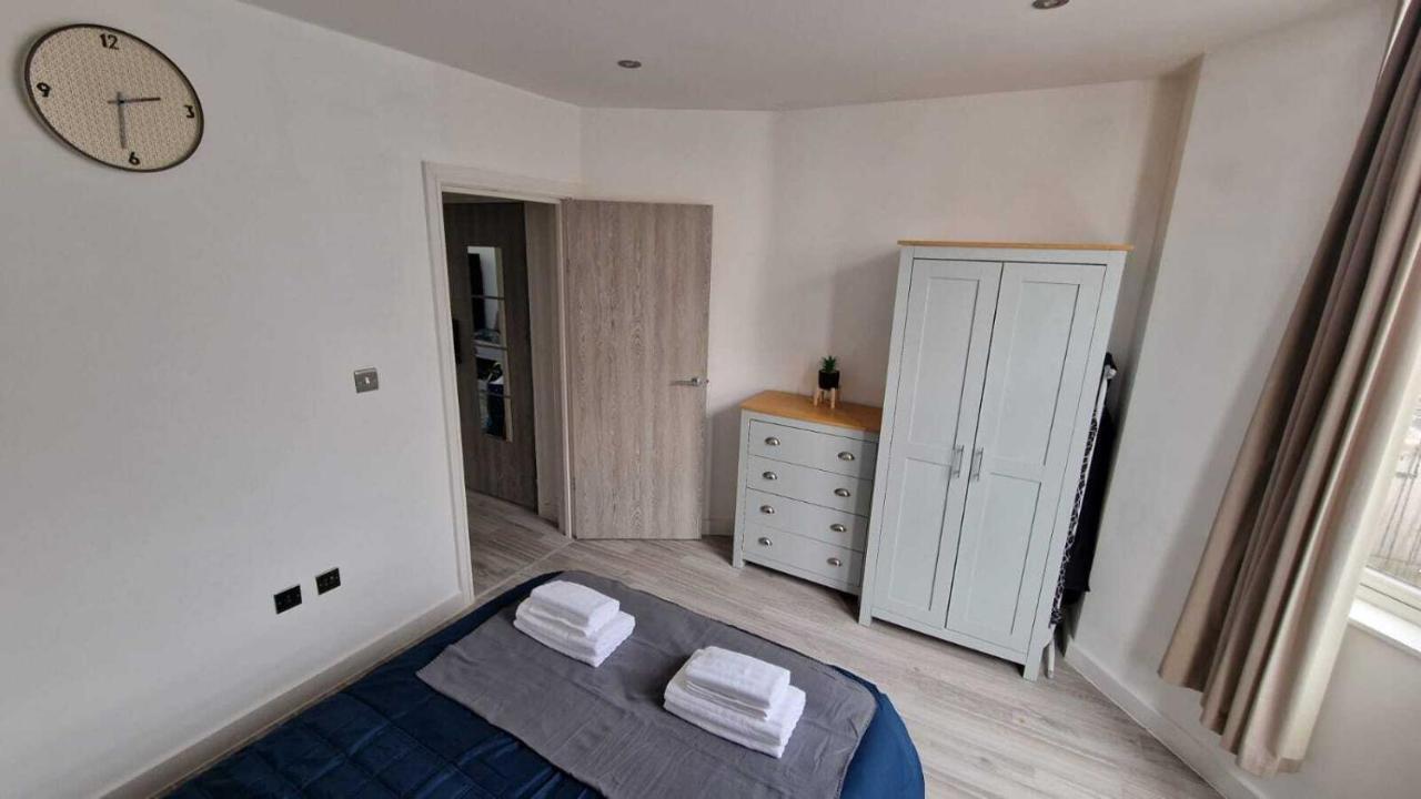 Skyview Strathnairn Apartment 1 Κάρντιφ Εξωτερικό φωτογραφία
