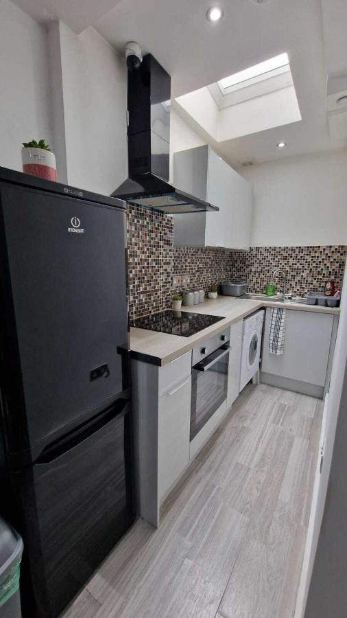 Skyview Strathnairn Apartment 1 Κάρντιφ Εξωτερικό φωτογραφία