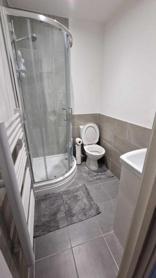 Skyview Strathnairn Apartment 1 Κάρντιφ Εξωτερικό φωτογραφία